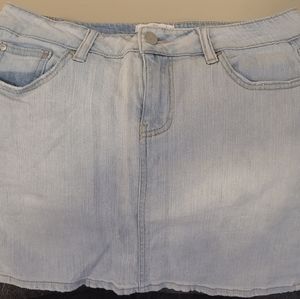 Ivy & Main mini jeans skirt